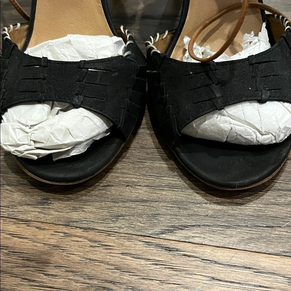 Dolce Vita Hunter Heels - Picture 5 of 6